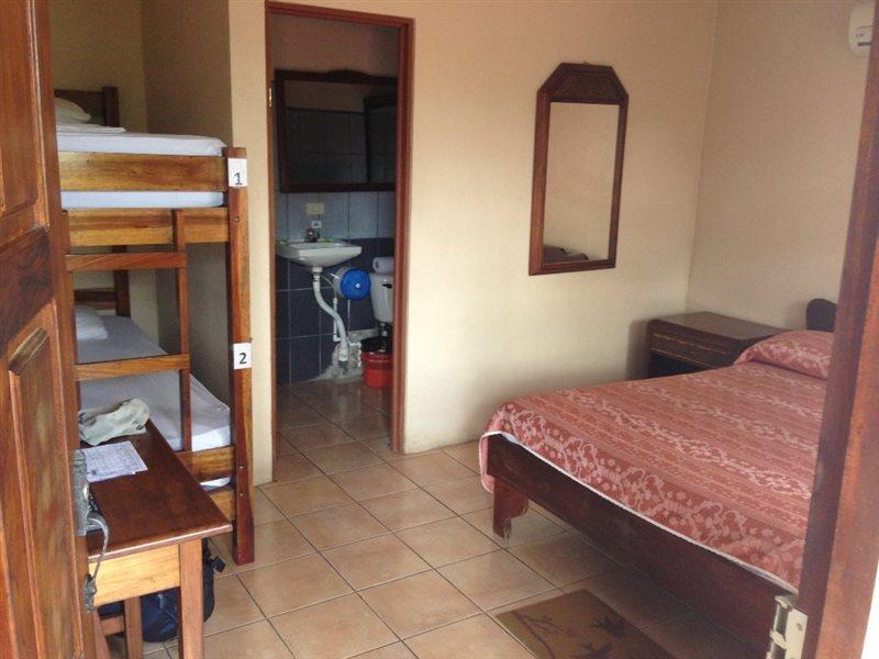 Hotel La Choza Inn La Fortuna Exteriör bild