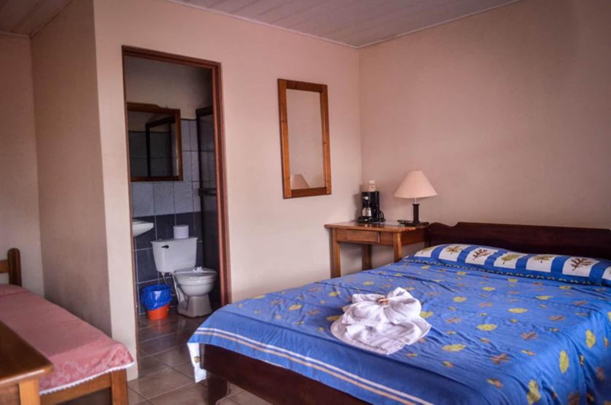 Hotel La Choza Inn La Fortuna Exteriör bild