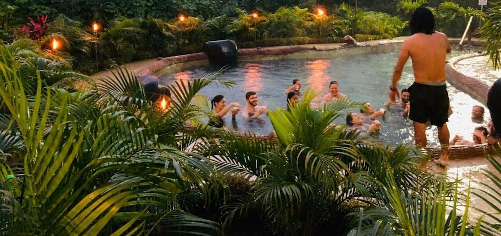 Hotel La Choza Inn La Fortuna Exteriör bild