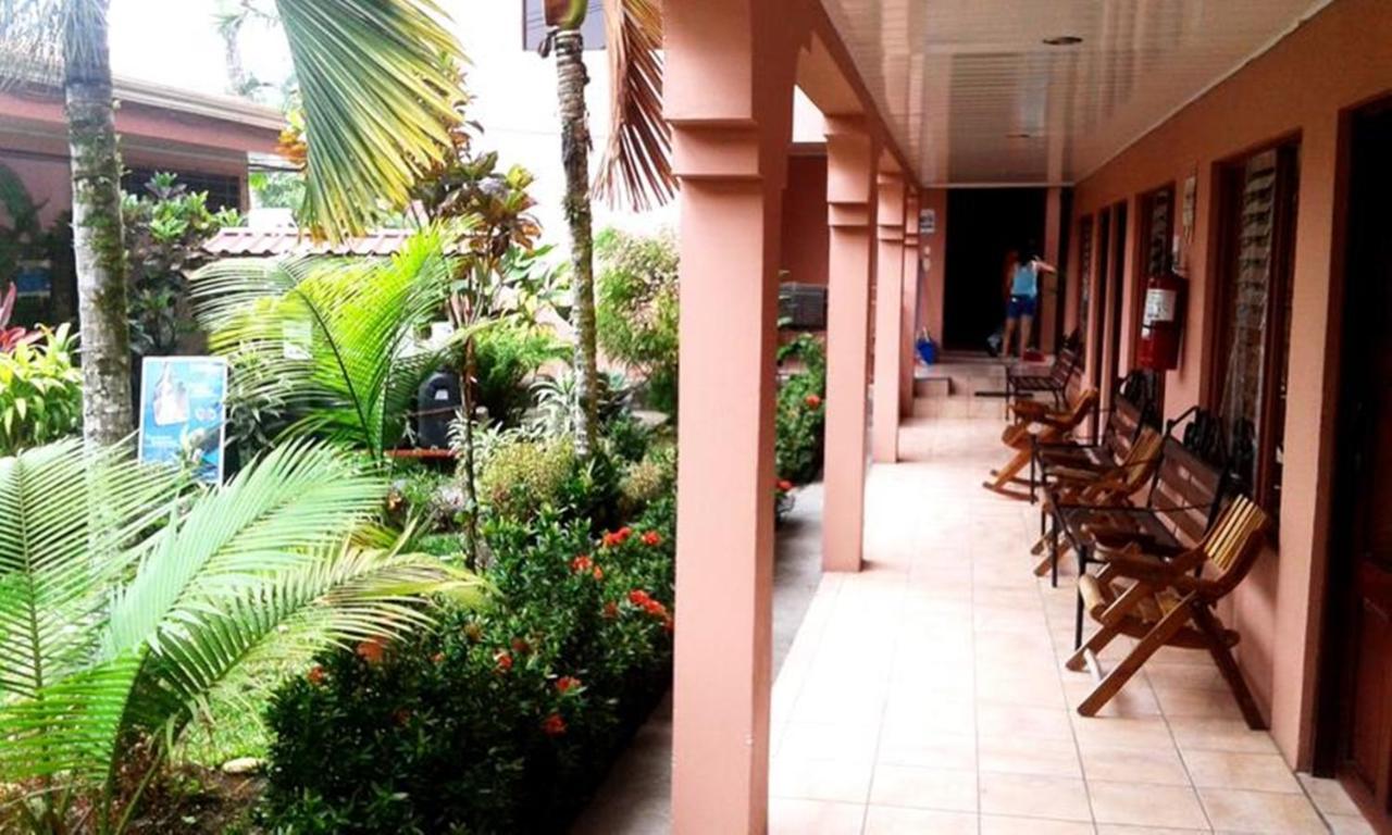 Hotel La Choza Inn La Fortuna Exteriör bild