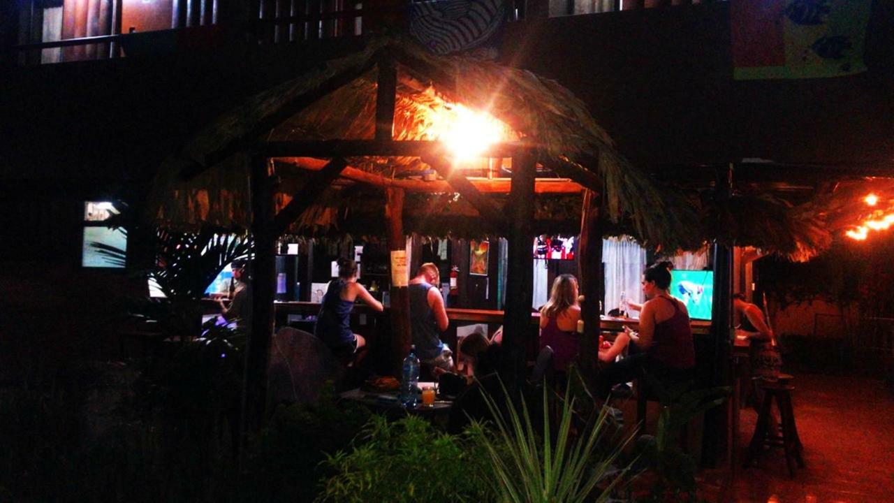 Hotel La Choza Inn La Fortuna Exteriör bild